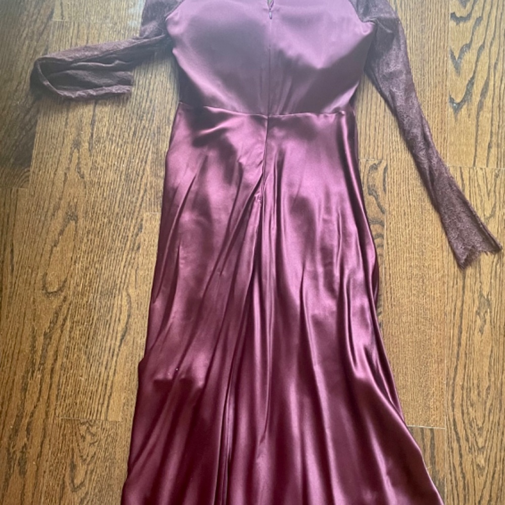 Dress - Picture 2 of 2